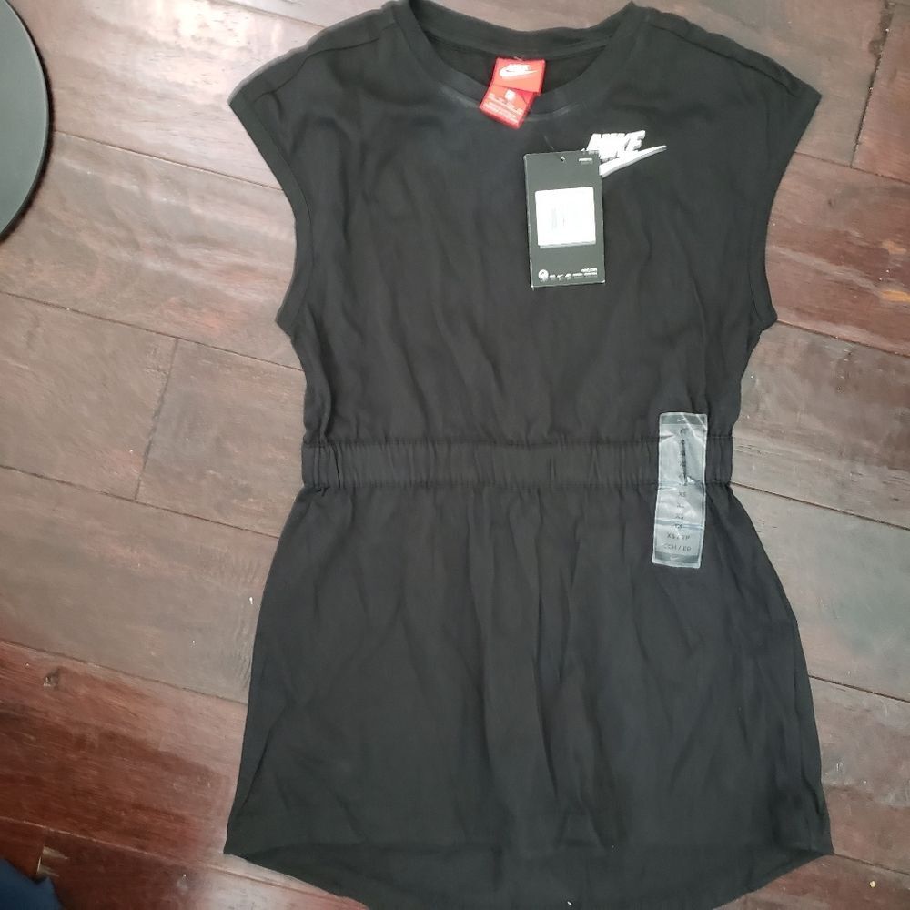 Nike Sportswear Womens Gathered Waist Top  BLACK XS